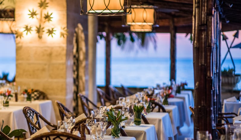 The Reef Restaurat night_738